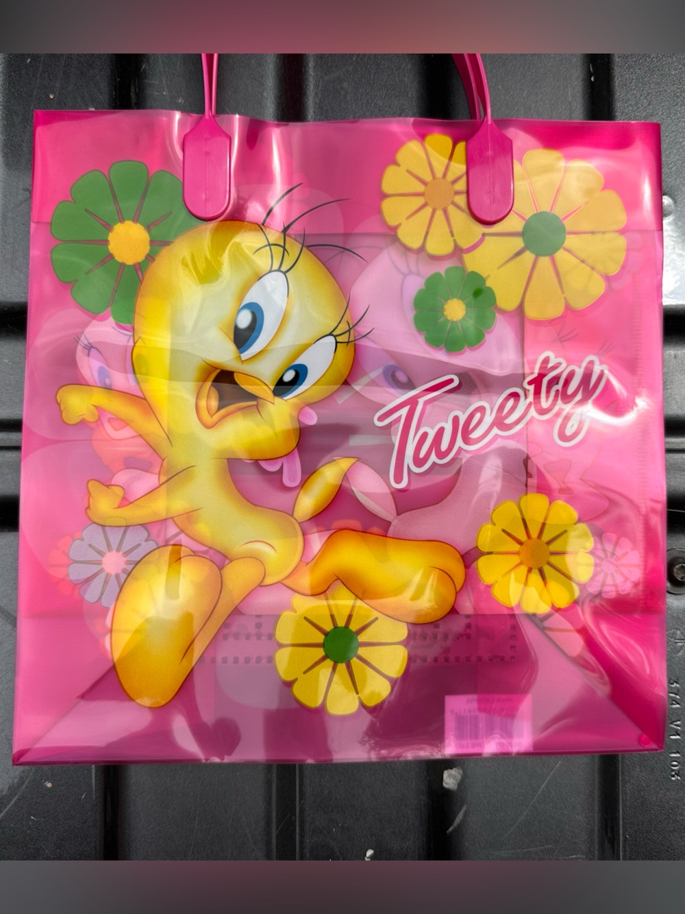 π Tweety Bird Plastic Gift Bags β Set of 3 β Choose Color β Reusable Tote Style - Picture 2 of 2